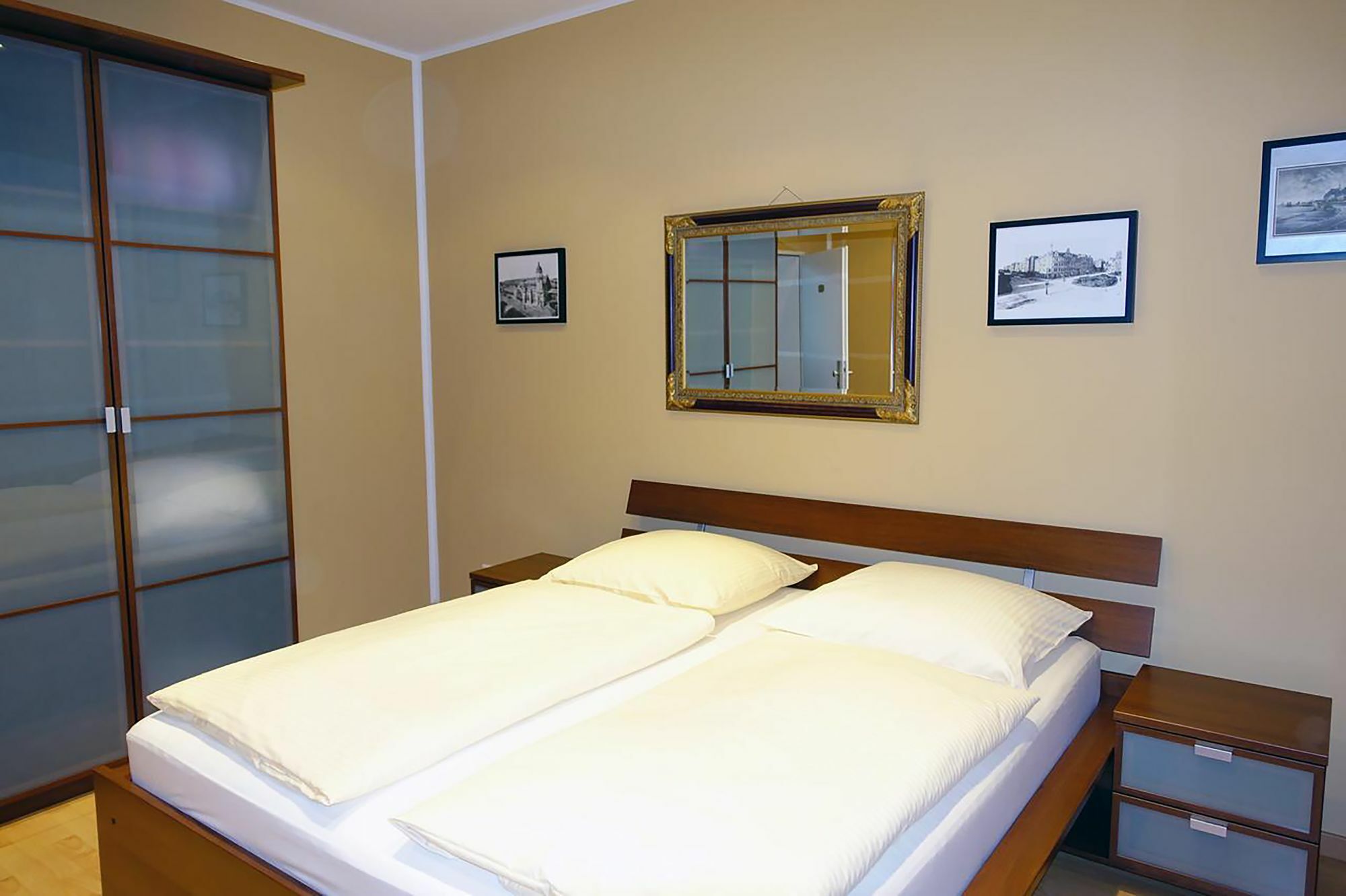 Hotel Suedbruecke Koeln Extérieur photo
